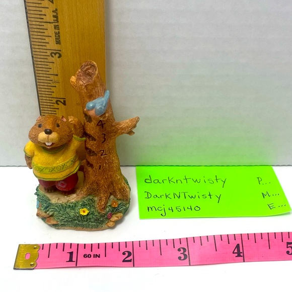 Vintage 1991 Hallmark Tender Touches Growth Chart Beaver Figurine - Picture 9 of 9